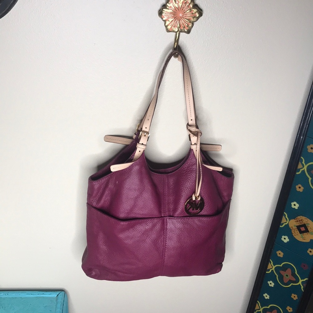 Michael Kors Plum Two Tone Slouchy Shoulder Bag - Picture 2 of 8